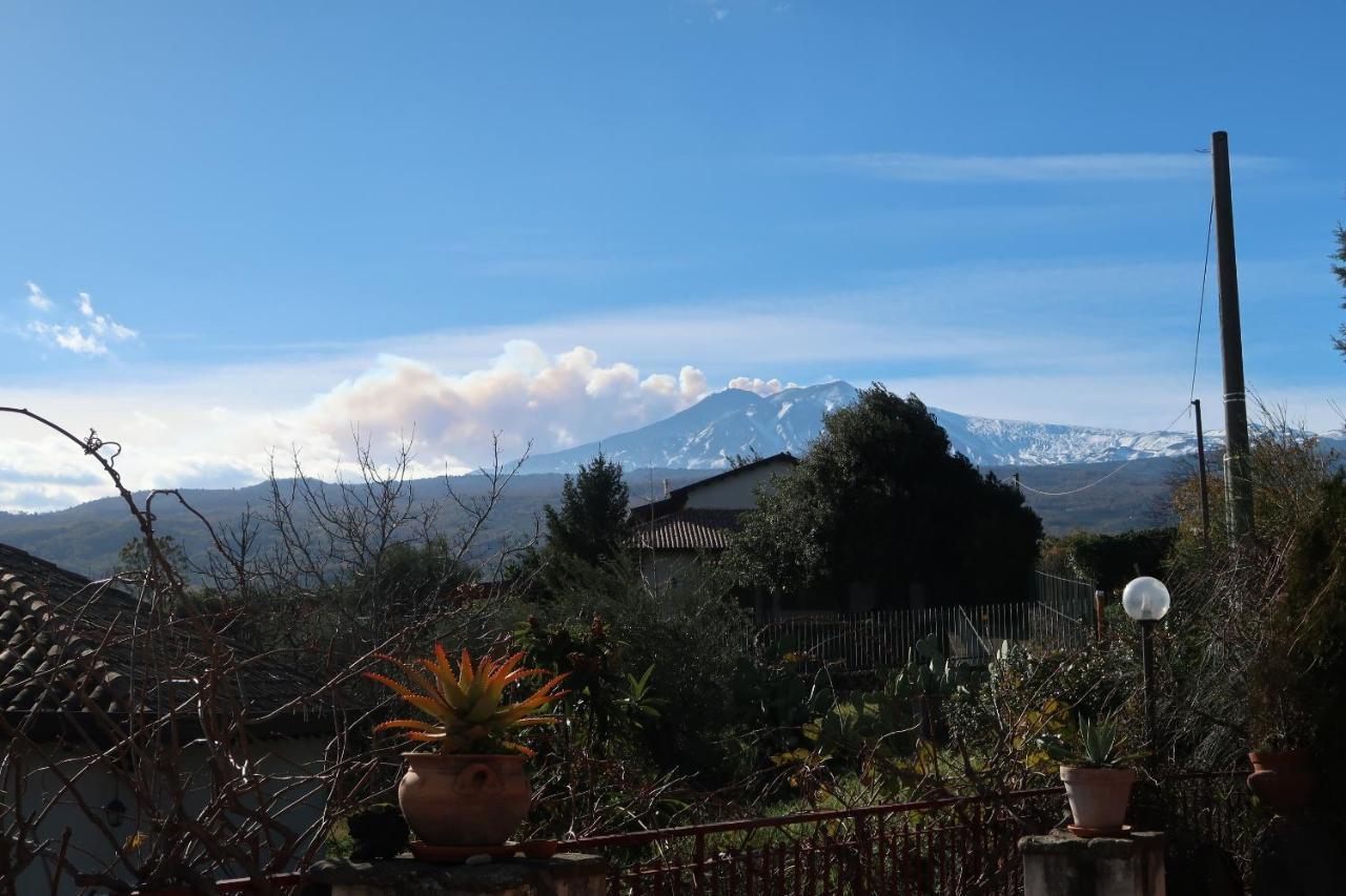 Agriturismo Etna-Mare 皮耶迪蒙泰埃特内奥 外观 照片