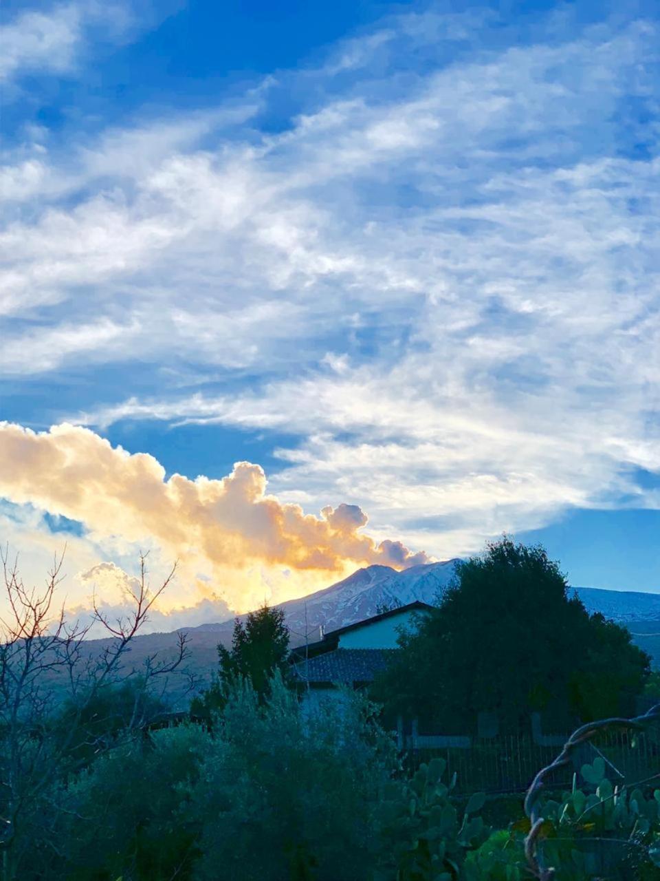 Agriturismo Etna-Mare 皮耶迪蒙泰埃特内奥 外观 照片